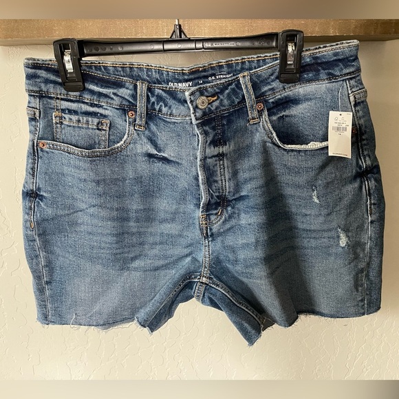 Old Navy| O.G. Straight High Rise Jean Shorts, Size 14•••Light Distress, NWT - Picture 1 of 9